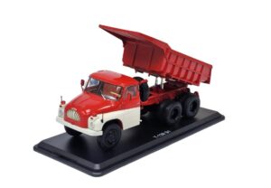 model Tatra T138 S1 sklápěč-červená/bílá SSM Kovový model nákladního vozu Tatra 138 S1