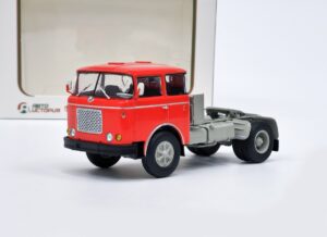 model Škoda Liaz 406 MTTN tahač Avtoistoria červený Škoda LIAZ 706 MTTN Tahač - Červená MODIMIO 1:43    Sběratelský kovový model nákladního vozu Škoda LIAZ 706 MTTN