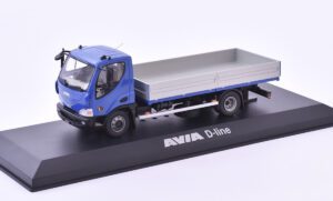 FOXtoys model AVIA D-Line modrá valník výrobce modelu: Foxtoys měřítko: 1:43 materiál: kov/plast model je dodáván v plastové vitríně