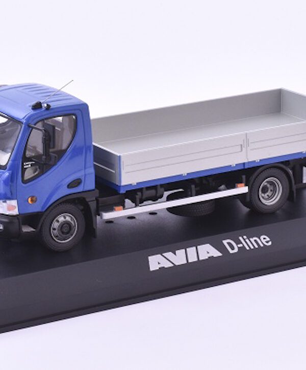 FOXtoys model AVIA D-Line modrá valník výrobce modelu: Foxtoys měřítko: 1:43 materiál: kov/plast model je dodáván v plastové vitríně