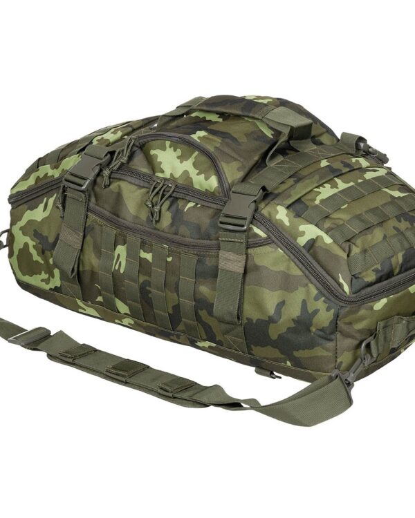 MFH taška kombinovaná s batohem vz 95 Cestovní/přepravní taška s možností nošení jako batoh.   odnímatelný